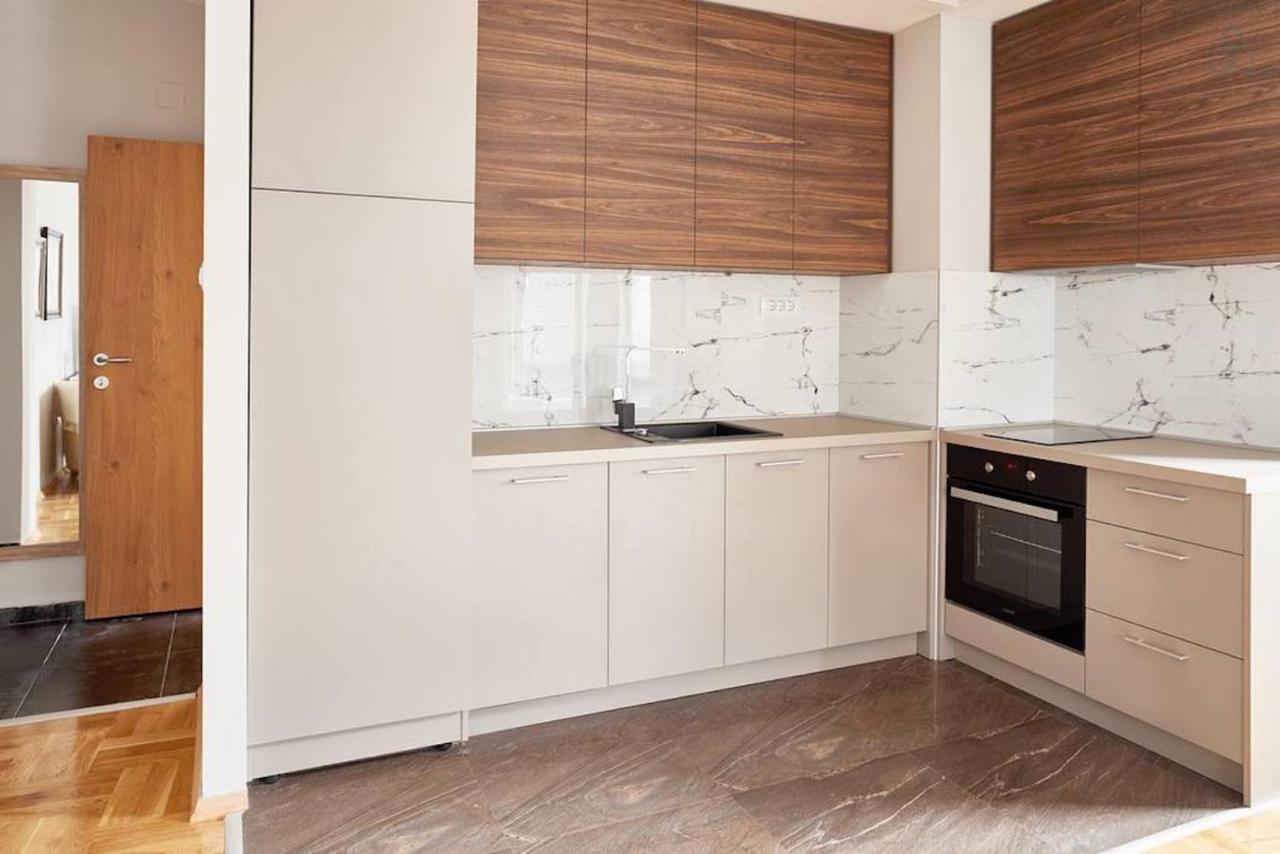 Bright Apartment Near City Center Skopje Esterno foto