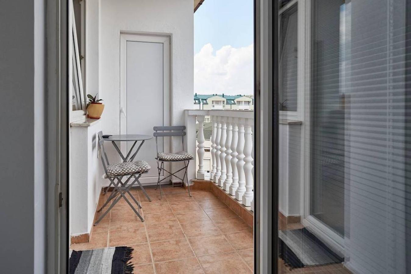Bright Apartment Near City Center Skopje Esterno foto